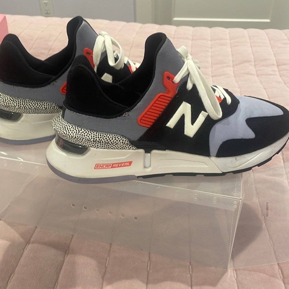 New balance 997s sneakers. Womens size 9.5.